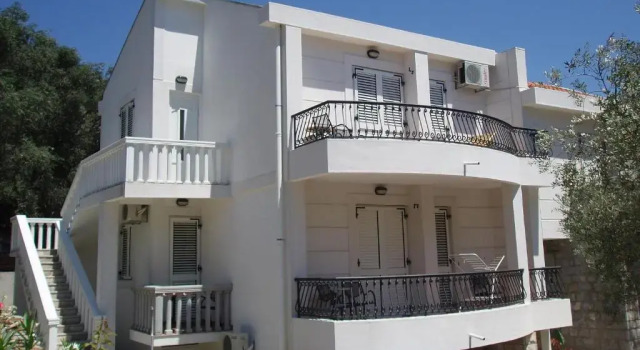 Apartments Medin Danilo, Забронировать Апартаменты/квартира Апартаменты Петровац, Апартаменты/квартира