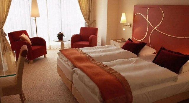 Casino 2000, Boek Hotel Mondorf-les-Bains 