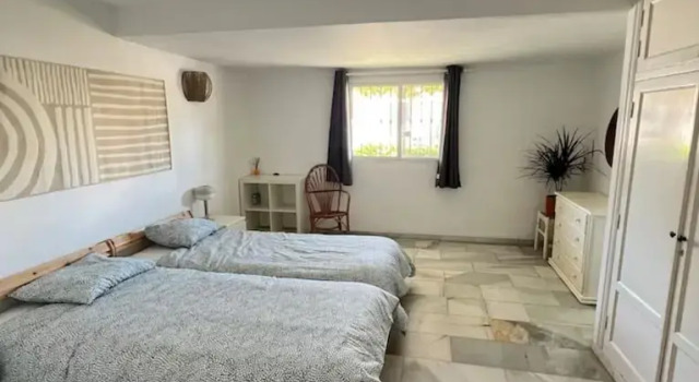 Pet Ok - 10min to the Beach - Pool - 7 Guests, Забронировать Дом для отпуска Виллы Нерха, рядом с Tuesday Market, Вилла