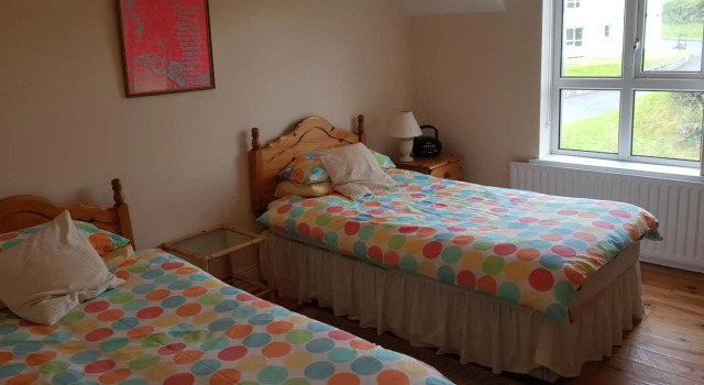 Beautiful 3 Bed Apartment with Balcony Sea View, Prenota Appartamento Dunfanaghy 