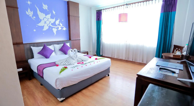 Номер Deluxe с видом на бассейн Eurana Boutique Hotel