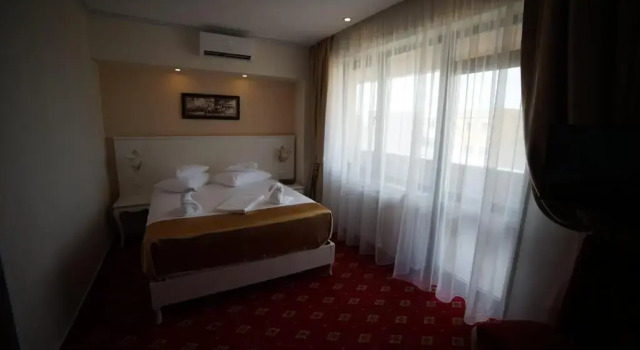 Двухместный номер Standard с балконом MSR Port Hotel