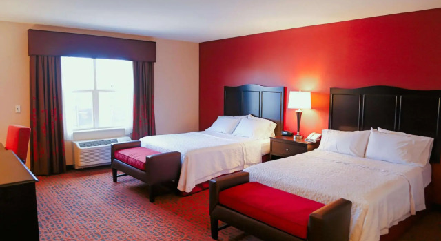 Четырёхместный номер Standard Hampton Inn Lewiston-Auburn