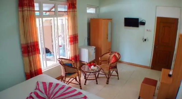 Samaik Cottage, Забронировать Гостевой дом Отели Атолла Каафу с бассейном, Бассейн