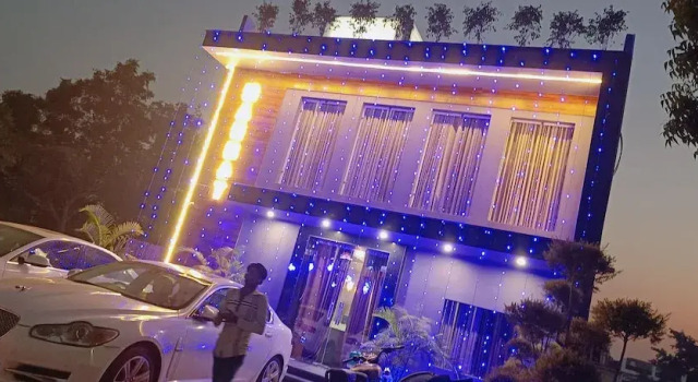 Mannat Residency, Забронировать Отель Буландшар штат Уттар-Прадеш