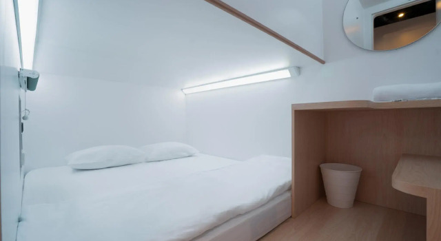 Standard Casal quarto Bobopod Slamet Riyadi Solo