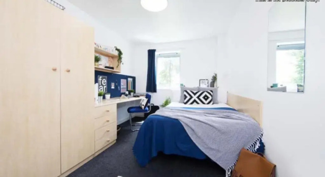 Bright Rooms for STUDENTS Only - Bedford, SK, Забронировать Отель Бедфорд Бедфордшир, рядом с Priory Country Park