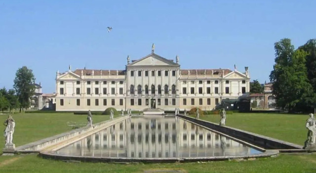 Appartamento Girasole tra Padova e Venezia, Book Apartment Fiesso d'Artico Brenta Riviera