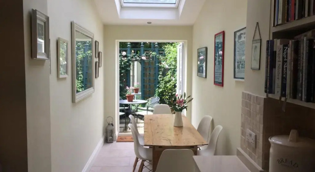 Номер Deluxe Old Station Gardens, SW London