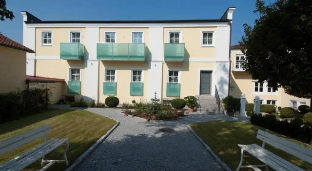 Четырёхместный номер Standard Hotel Biedermeier Hof