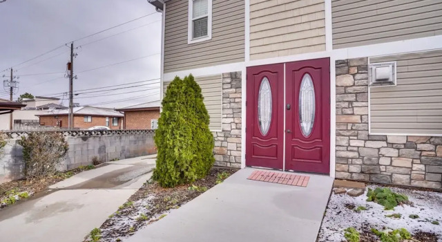 Studio w/ Fireplace: Walk to Downtown Cedar City!, Rezervasyon Daire Cedar City Iron County