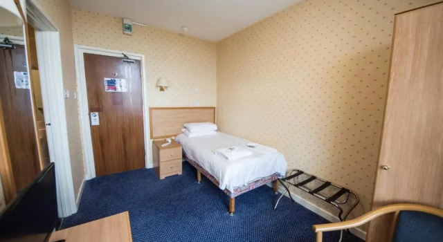 Одноместный номер Standard Seabank Hotel