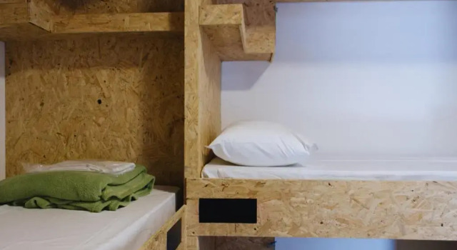 Кровать в общем номере Ô de Casa Hostel Bar