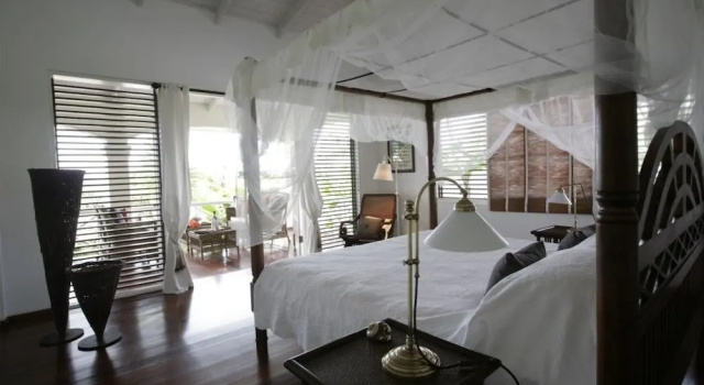 Beautiful Caribbean Style 2-bed Family Villa - Villa Kessi 2 Bedroom Villa by RedAwning