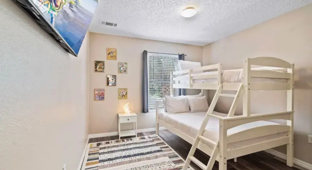 8400 Blue Lagoon Drive
