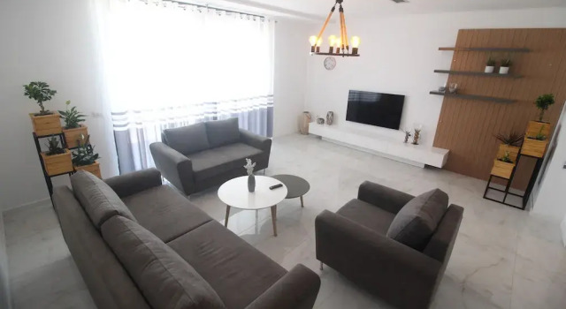 Luxury Penthouses B&e