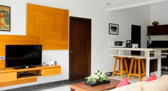 Вилла с 3 комнатами Delu Villas & Suite