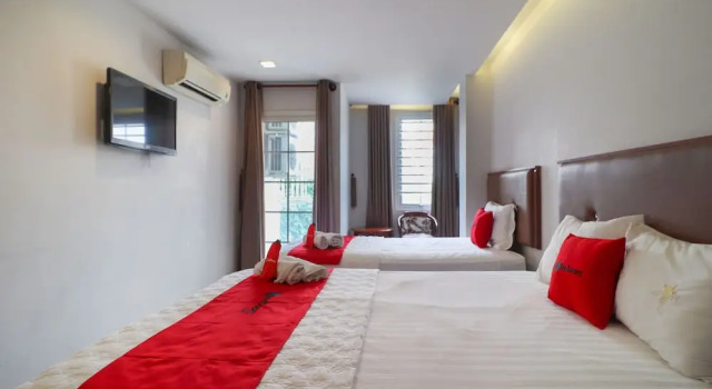 RedDoorz near Aeon Mall Binh Tan, Забронировать Отель Binh Tan District 