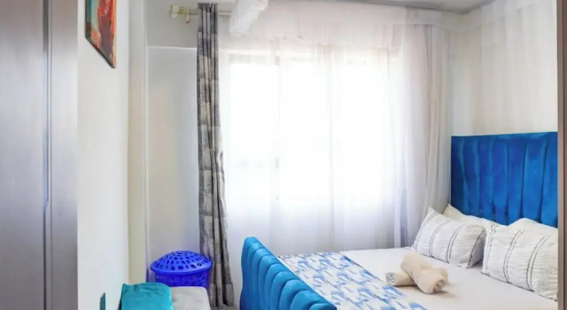 Pazoori Stays at Golden Mango Heights, Забронировать Апартаменты/квартира Отели Найроби Каунти с парковкой, рядом с Торговый центр Yaya Centre, Парковка