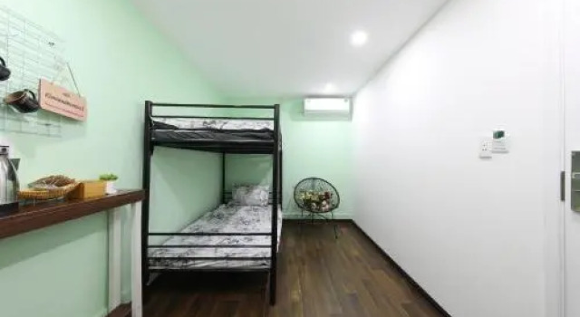 GREENY PRIVATE ROOM 100m to Hanoi Train Station, Забронировать Отель Ханой Муниципалитет Ханой