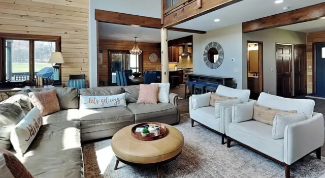 Falcon's Landing by Taylor Made Deep Creek, Buchen Sie Ferienhaus Hotels in Maryland mit Parkplatz, Parkplätze
