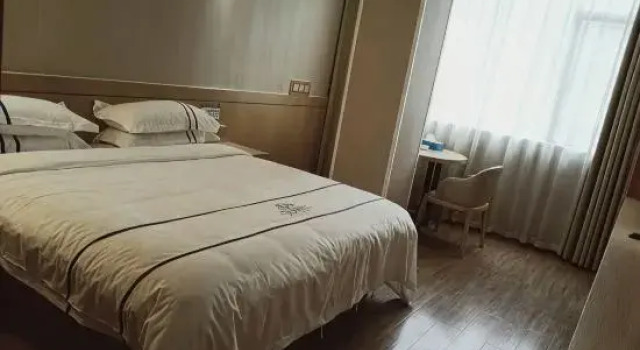 Люкс Deluxe Lingyun Mountain Water Resort