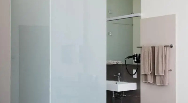 Standard simple chambre eee Hotel Traun