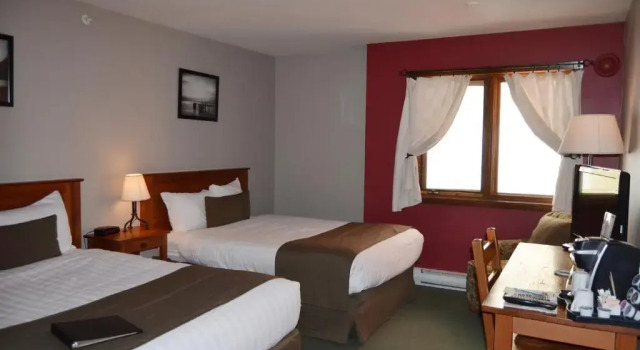 Howe Sound Inn