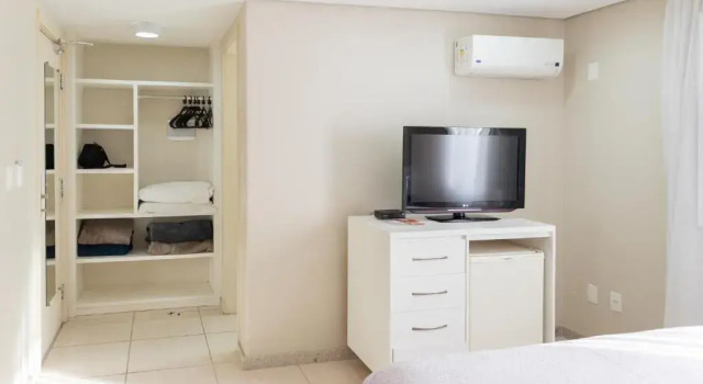 Трёхместный номер Superior VOA Plazza Hotel