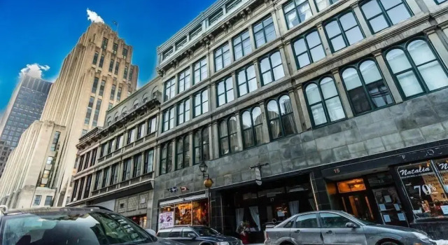 Gorgeous Loft in Old Montreal, Забронировать Отель Монреаль провинция Квебек, рядом с Museum of Contemporary Art