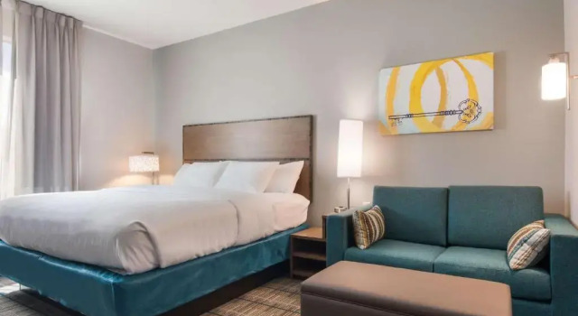 Люкс MainStay Suites East Camden
