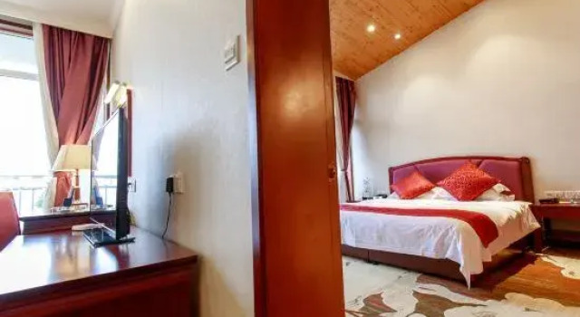 Семейный люкс Classic Xuefu Jiayuan Hotel