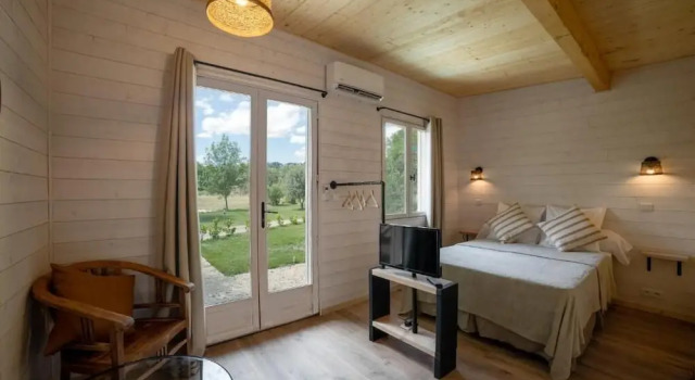 Двухместное шале Standard Le Mas des Cerisiers JACUZZI et SAUNA inclus pour tous les logements