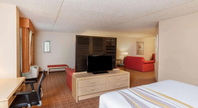 Двухместный номер Deluxe La Quinta by Wyndham Garden City