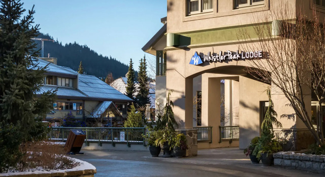 Whistler Peak Lodge