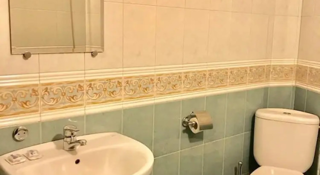 Трёхместный номер Standard с балконом ALPHA family HOTEL