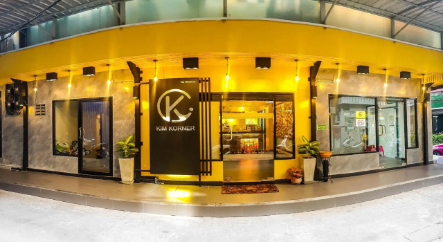 Kim Korner Hotel, Забронировать Отель Недорогие отели Бангкока, рядом с Royal Thai Police Headquarters, недорого