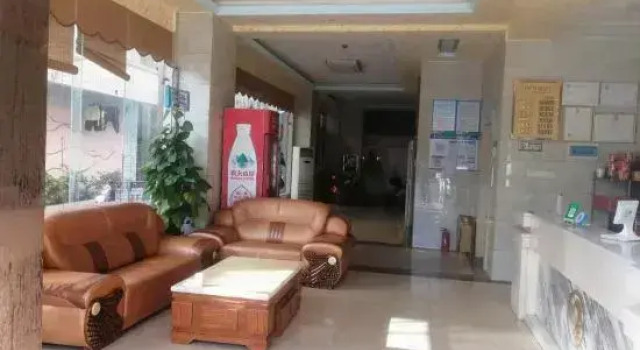 Danzhou xinlianxin hotel, Book Hotel Danzhou Hainan