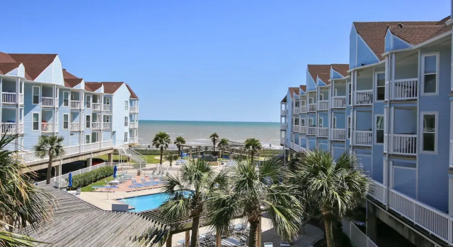 Seascape 1322 2 Bedroom Condo by RedAwning, Book Lejlighed Galveston Houston