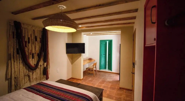 Двухместный номер Standard с балконом Casa Moseua Hotel Boutique