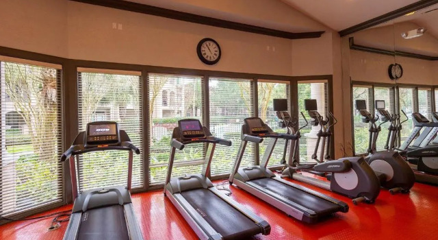 Luxury Fully Furnished Apartments by NASA and Kemah Boardwalk, Rezervovat Apartmán League City Houston