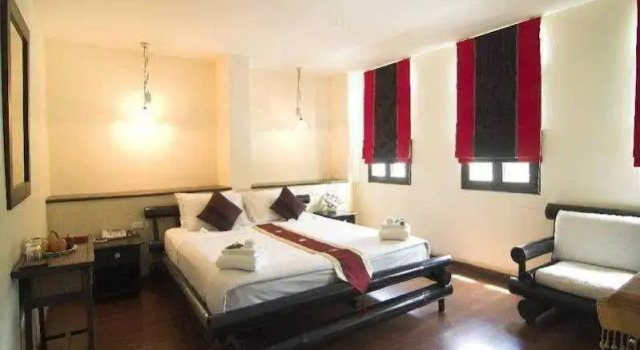 Phuket Heritage Hotel