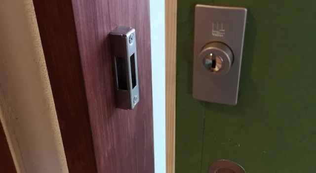 Кровать в общем номере Kominka Guesthouse Himawari