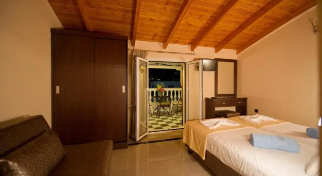 Pansion Nikos Vergos, Rezerwuj Hotel Parga 