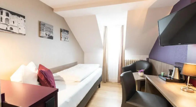 Номер Standard Hotel Porta Nigra