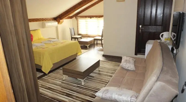 Mudanya Konak Hotel, Varaa Hotelli Hotellit Marmara-alue pysäköinnillä, Pysäköinti