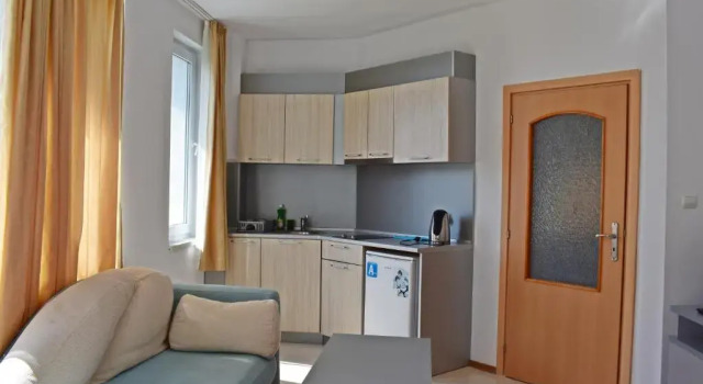 Апартаменты Nushev Hotel