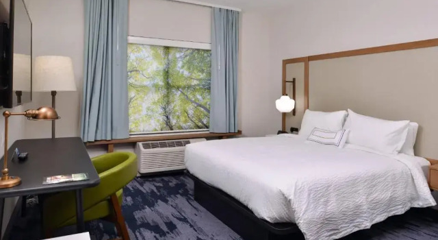 Двухместный номер Standard Fairfield Inn & Suites by Marriott Canton