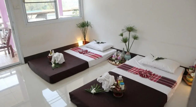 Chiangrai Lake Hill Resort, Забронировать Курортный отель Чианграй провинция Чианграй
