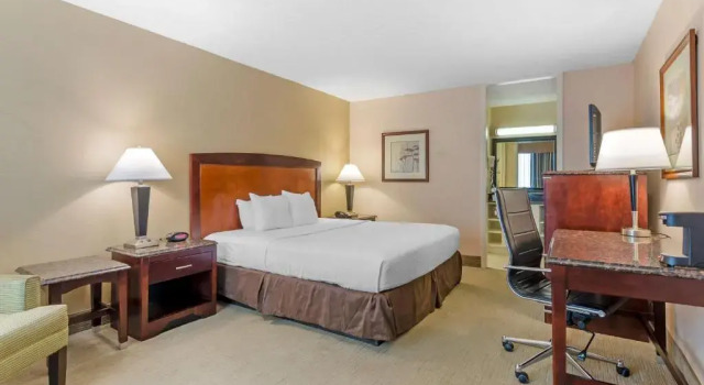 Номер Standard Цокольный этаж Best Western Lexington Inn